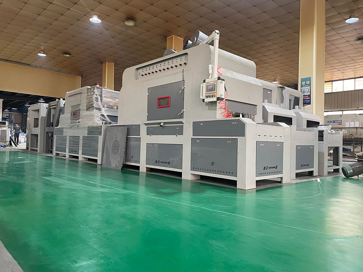 深圳百超機(jī)械設(shè)備有限公司生產(chǎn)車間實(shí)拍圖片