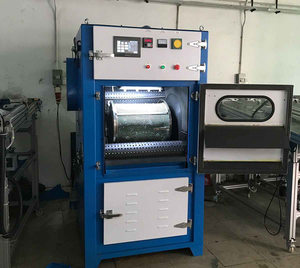 深圳百超機(jī)械滾筒自動(dòng)噴砂機(jī)設(shè)備