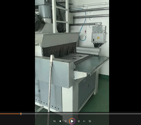 青島客戶(hù)案例：鋁材通過(guò)式拋丸機(jī)工作視頻