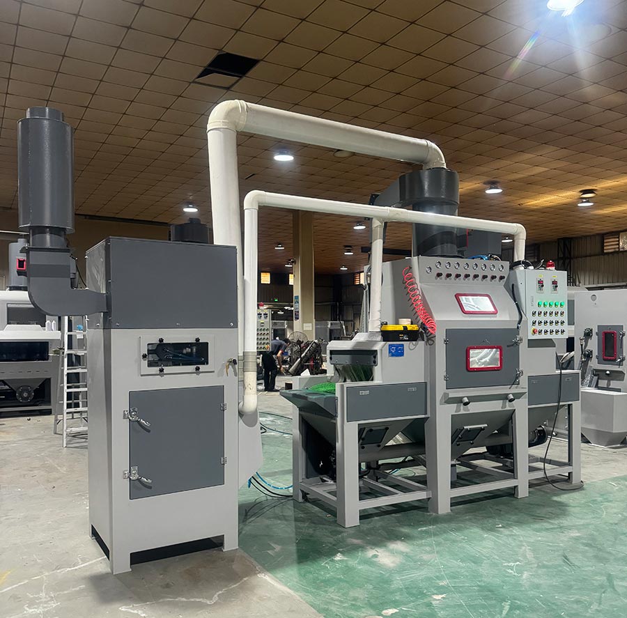 深圳百超機(jī)械輸送式自動噴砂機(jī)實(shí)拍圖