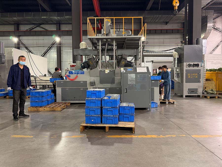 深圳百超機械通過式拋丸機設(shè)備